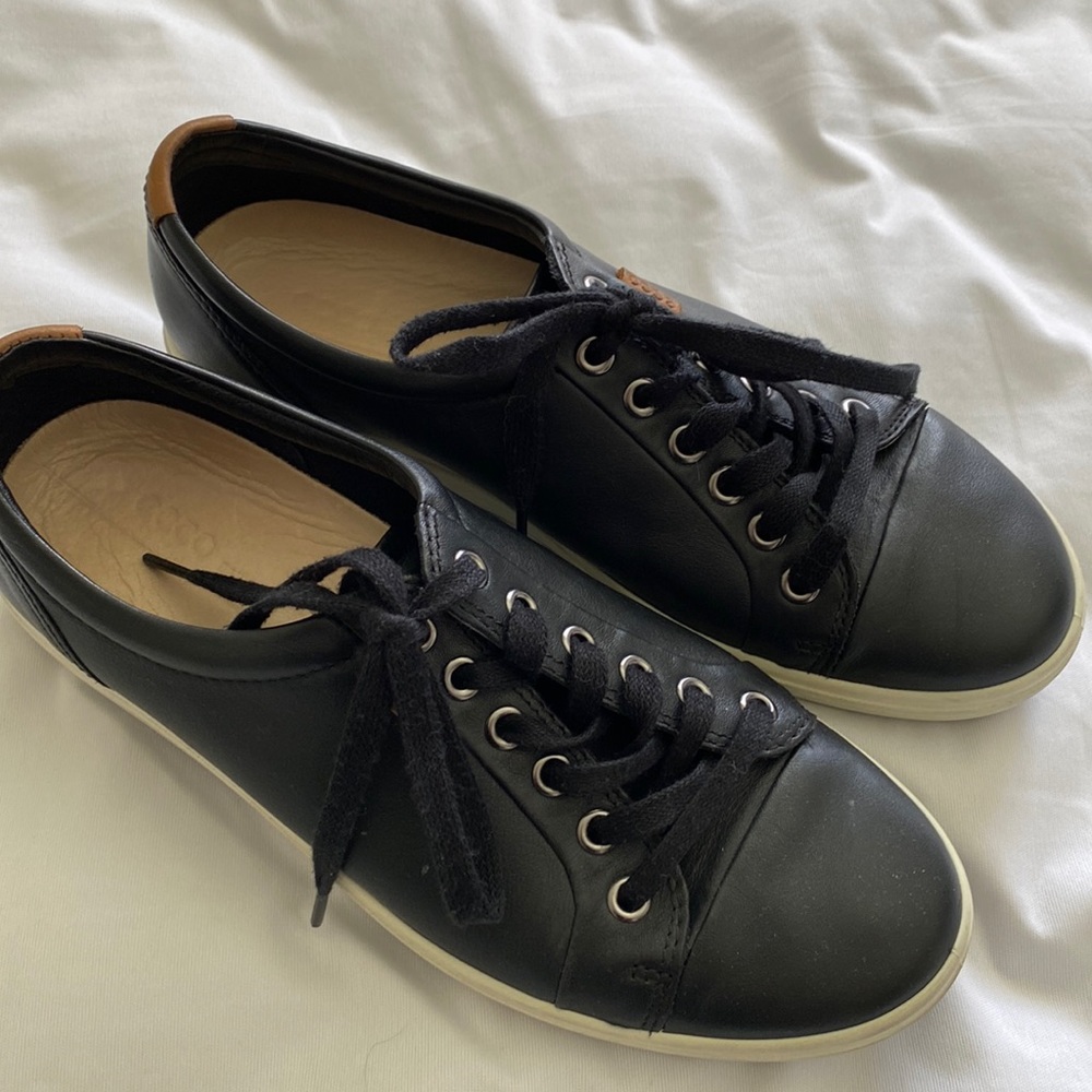 Ecco Leather casual sneaker